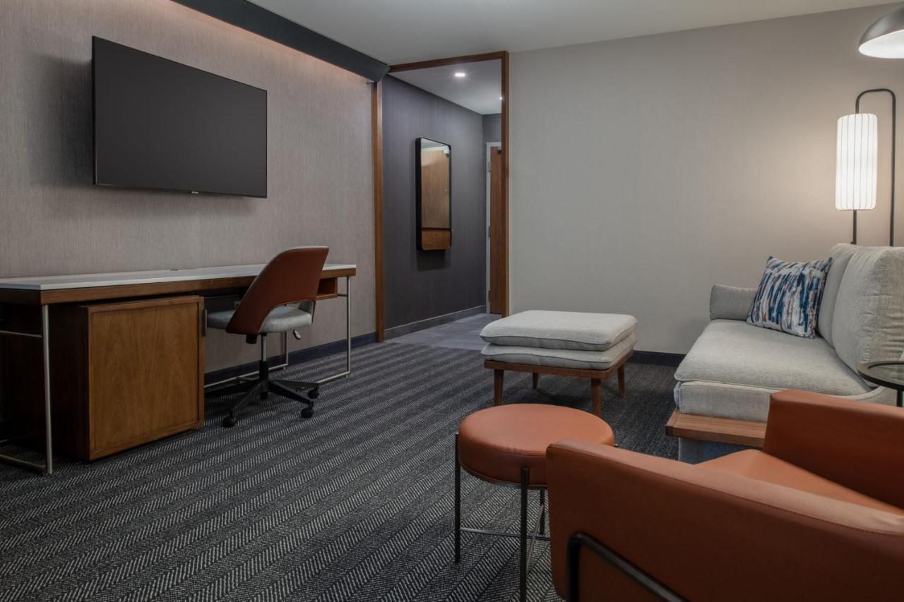 ホテル Courtyard By Marriott オリンピア エクステリア 写真