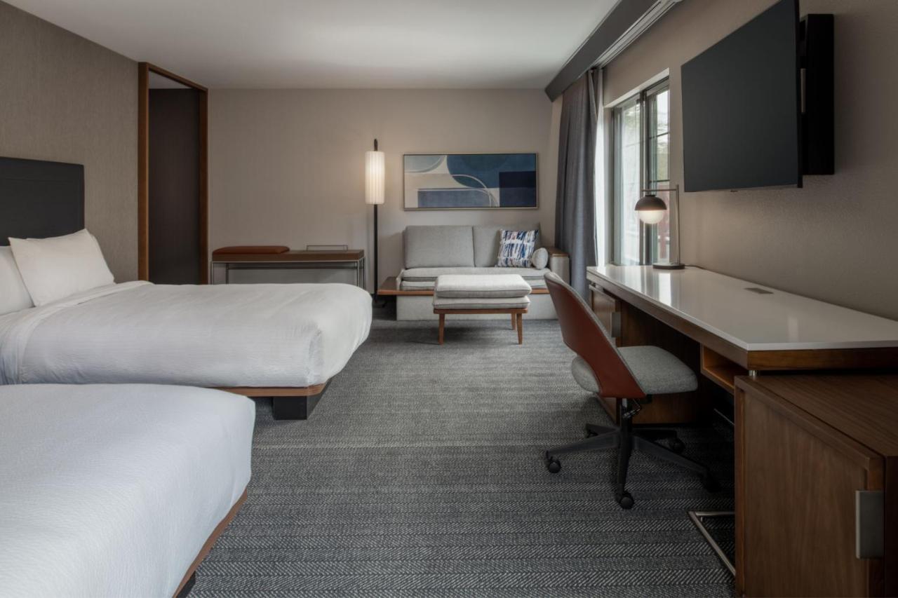 ホテル Courtyard By Marriott オリンピア エクステリア 写真